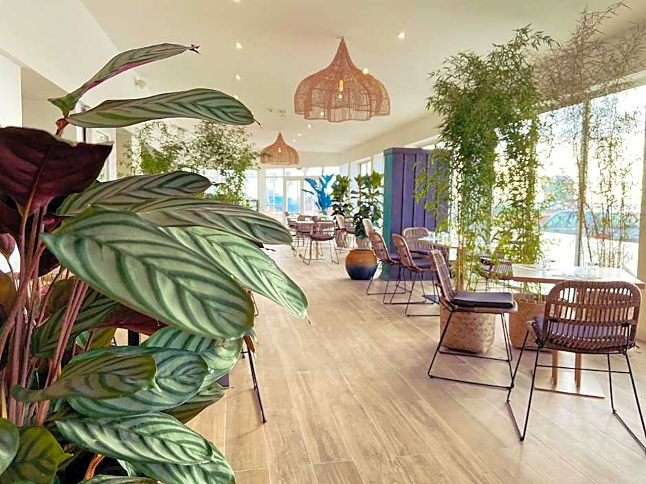 HOTEL RESTAURANT LA COTE REVEE