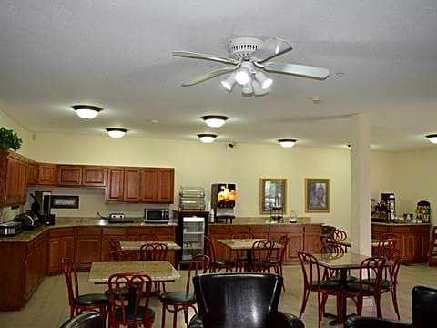 MainStay Suites Madison Airport