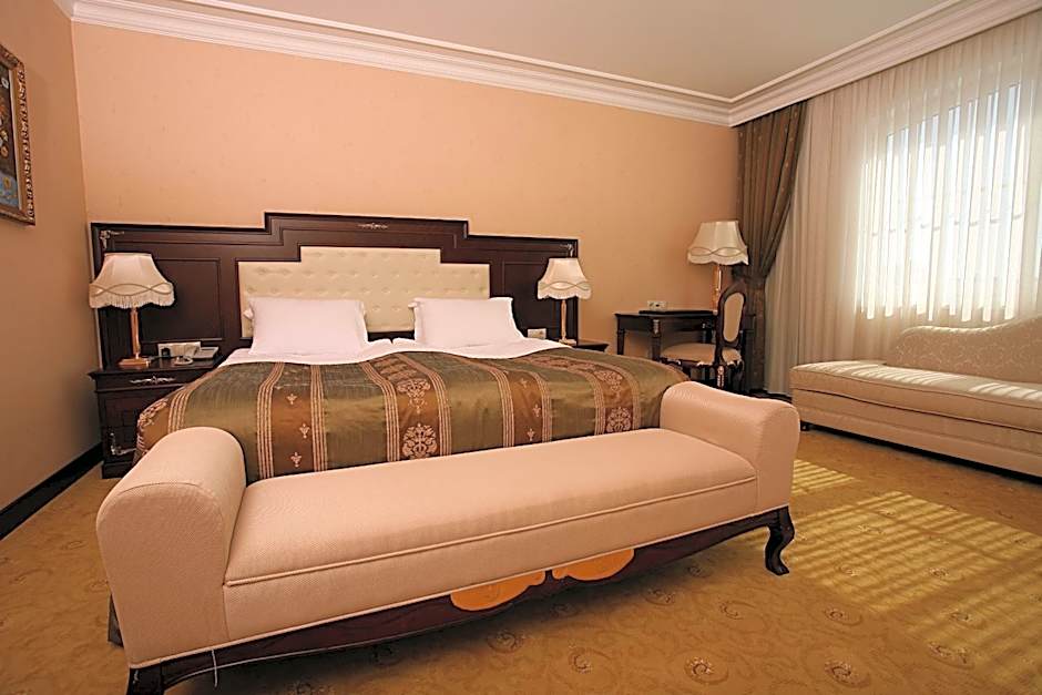 Latanya Palm & SPA Airport Antalya