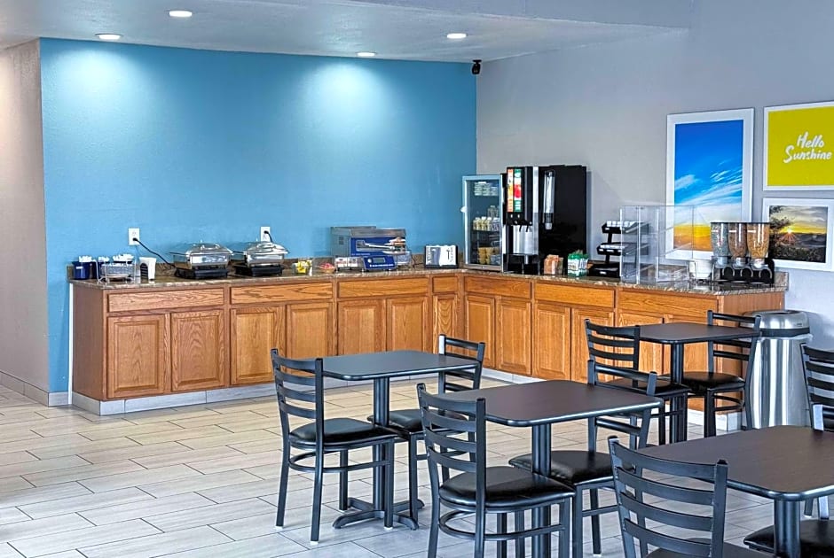 Days Inn & Suites by Wyndham Santa Rosa, NM
