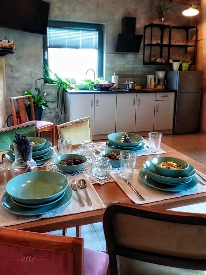 Kwitnące Jabłonie. Całoroczne Domki Wypoczynkowe