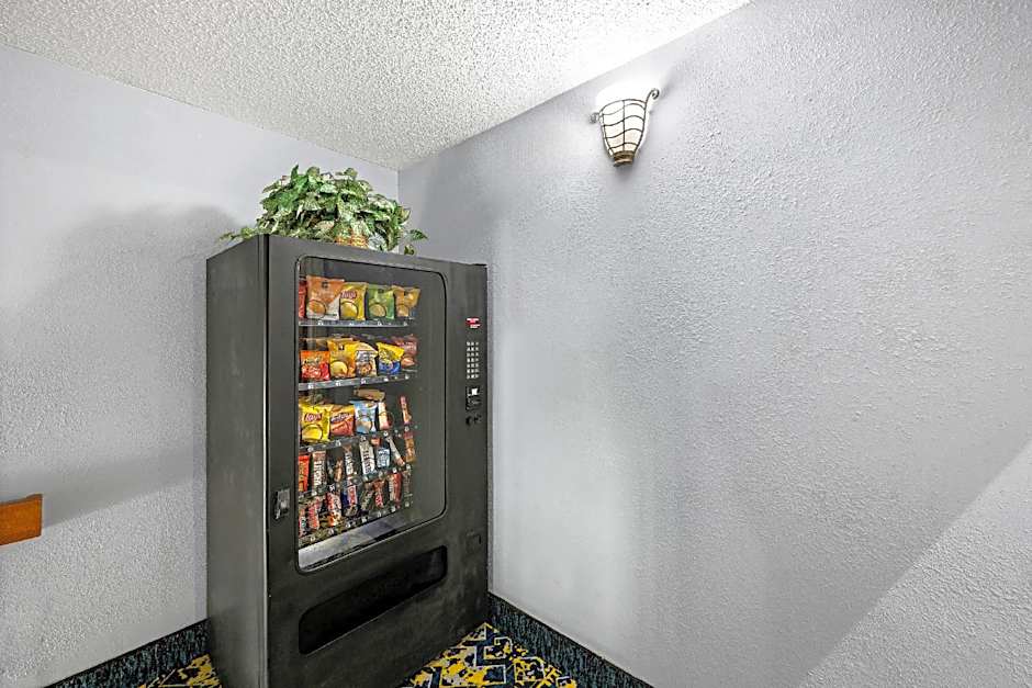 Econo Lodge London North