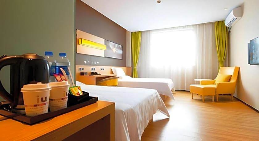 IU Hotel Baoding Goverment Shidai