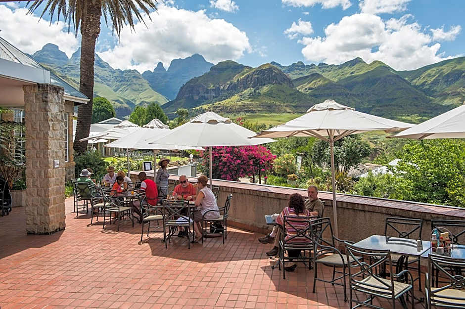 Cathedral Peak Hotel