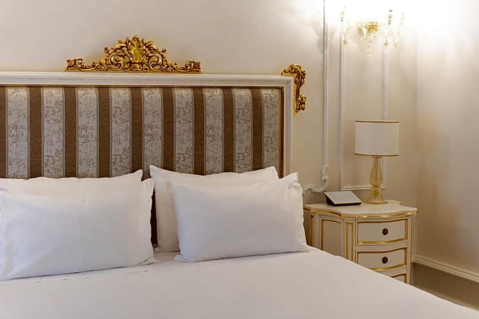 Ca' Bonfadini Historic Experience
