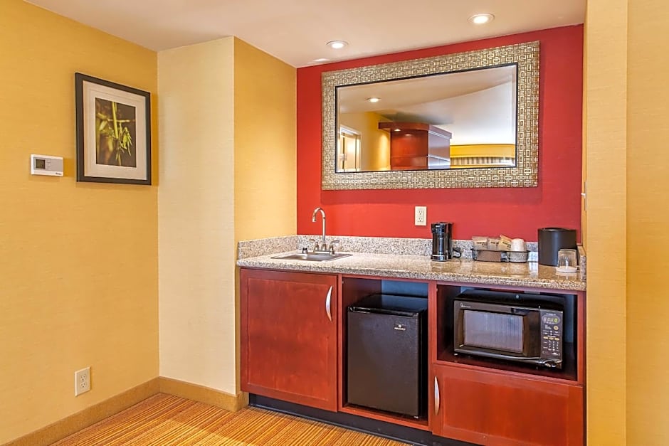 Courtyard by Marriott Lexington Keeneland/Airport