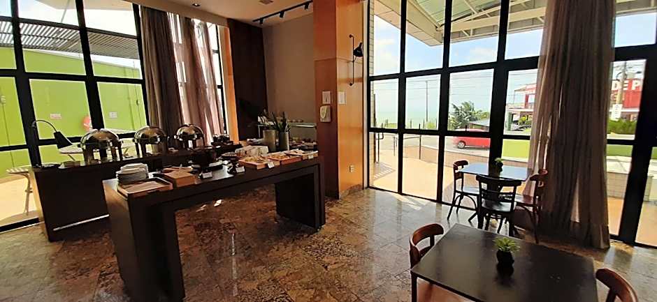 Natal Plaza requinte, conforto e vista para o mar