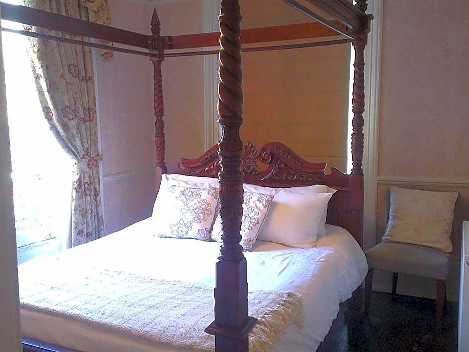 Kings Boutique Hotel