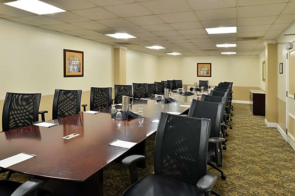 Hawthorne Inn & Conference Center
