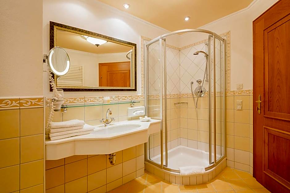 Hotel AlpenSchlössl