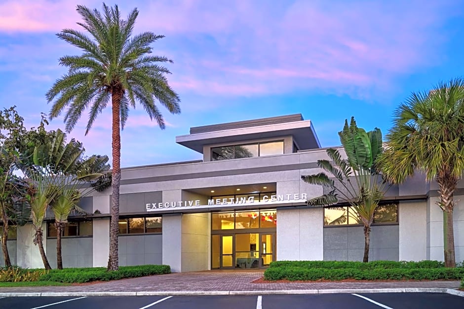 DoubleTree Hilton Hotel Exec Meeting Center Palm Beach Gardens