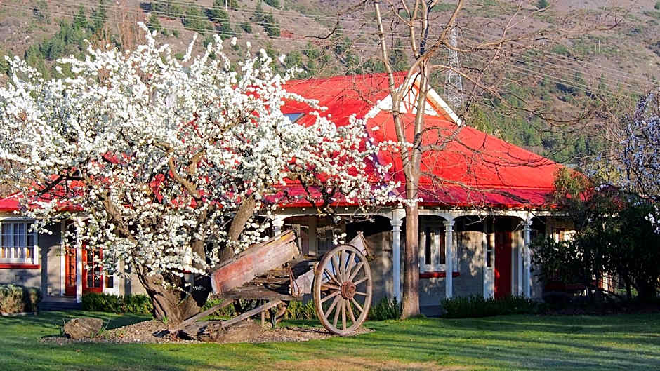 Hartley Homestead Boutique Bed & Breakfast