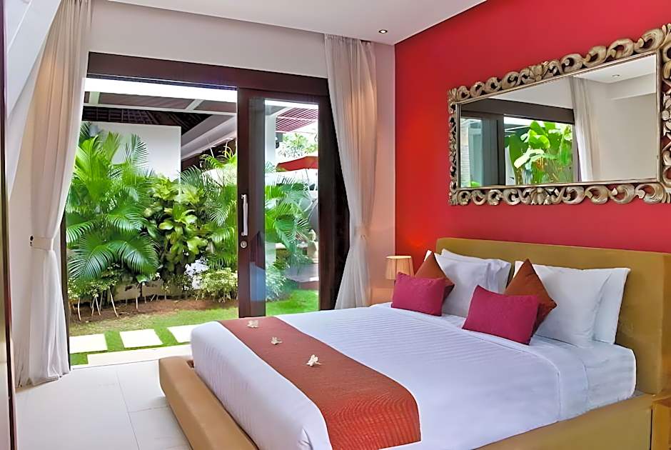 Chandra Bali Villas