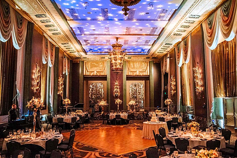 Hilton Cincinnati Netherland Plaza