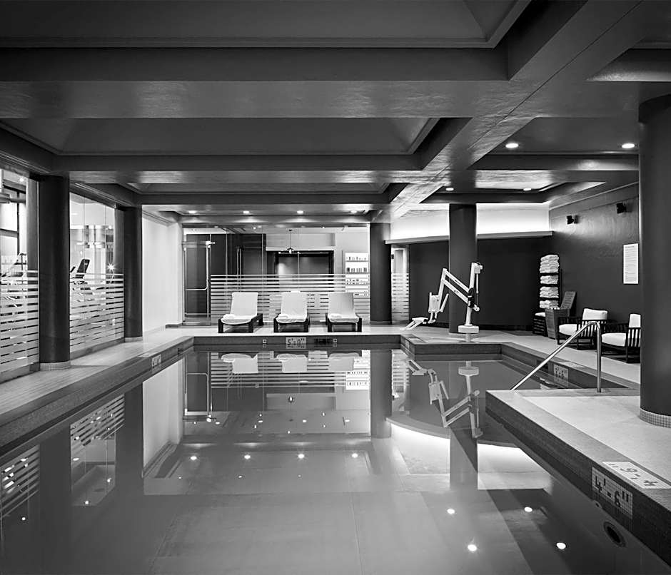 The Logan Philadelphia, Curio Collection by Hilton