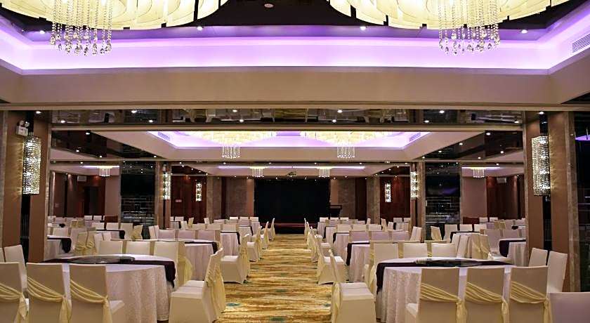 Ramada by Wyndham Foshan