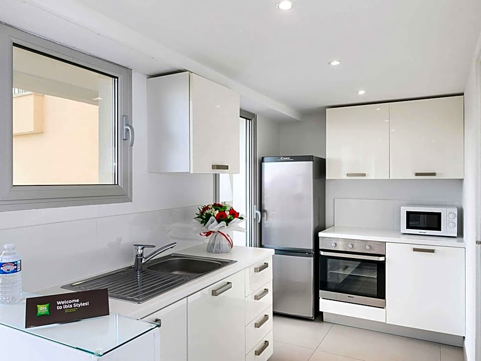 Ibis Styles Menton Centre
