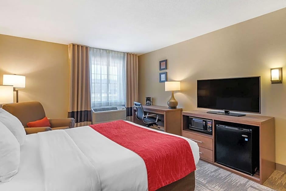 Comfort Inn Sedalia Station