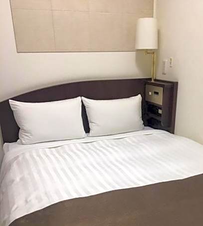 Single Room - Non-Smoking