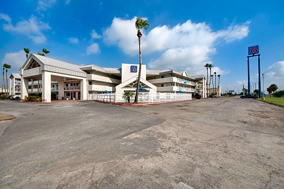 Motel 6-Brownsville, TX North