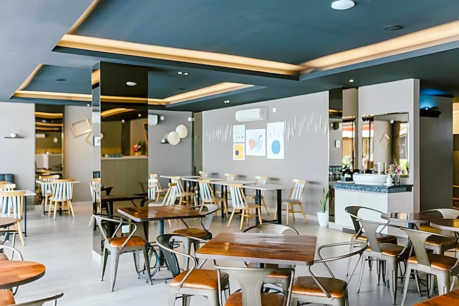 Barelang Hotel Nagoya Batam