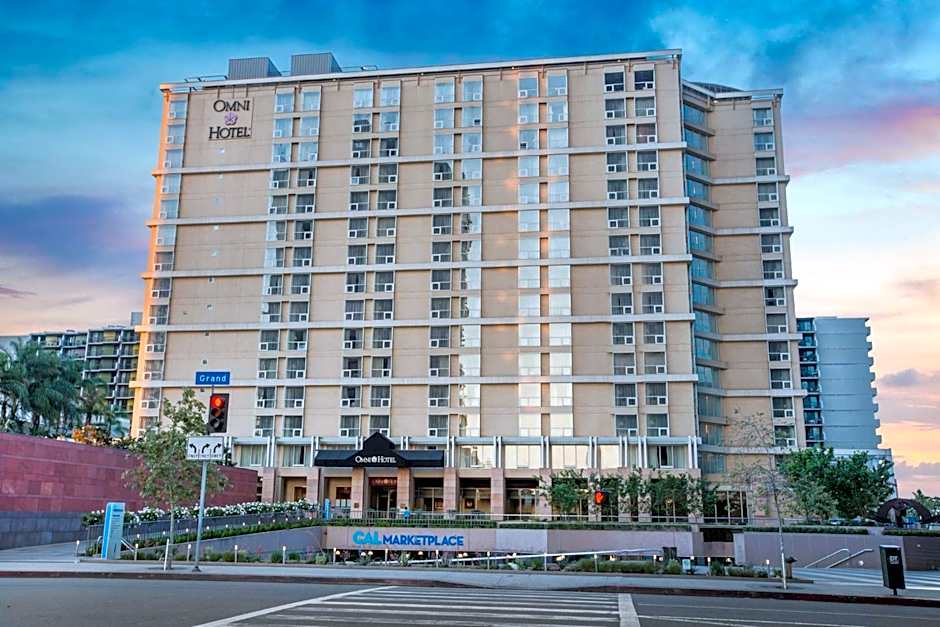 Omni Los Angeles Hotel At California Plaza