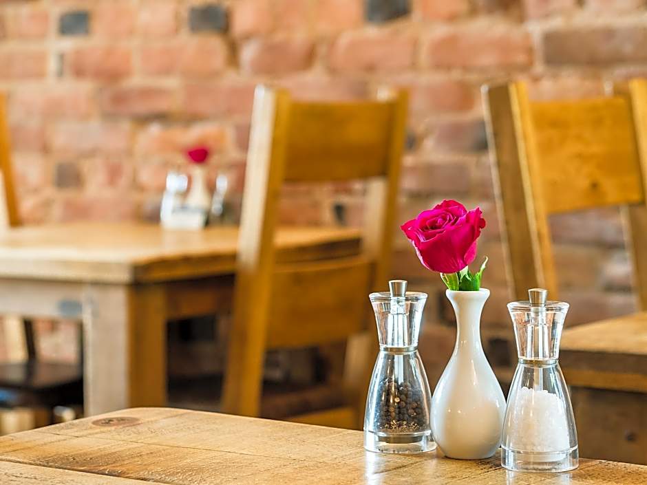 The Wayside and Whisky Barn