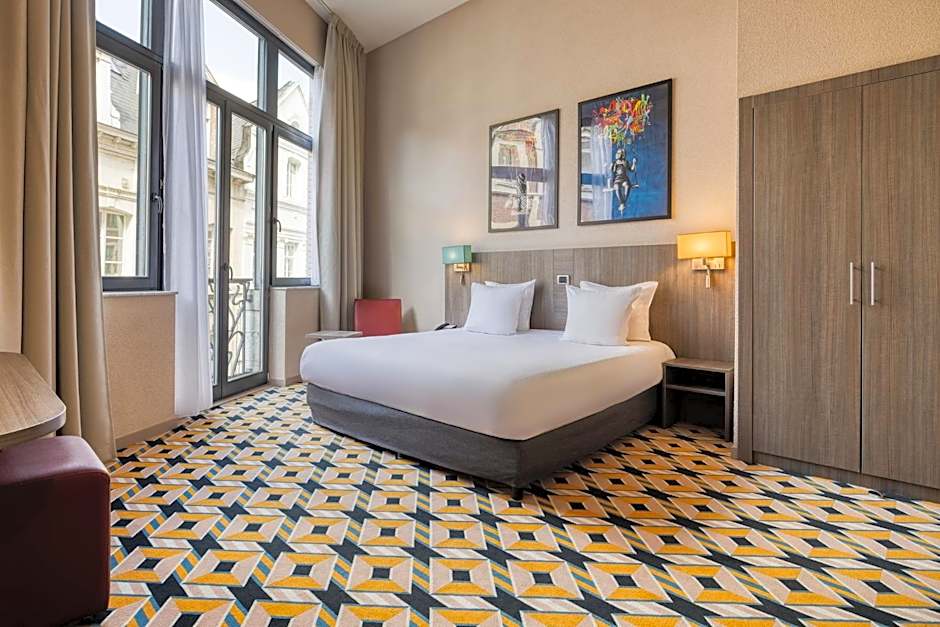 Alma Grand Place Hotel