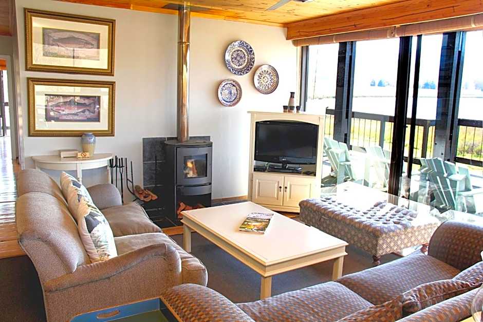 Sani Valley Nature Lodges