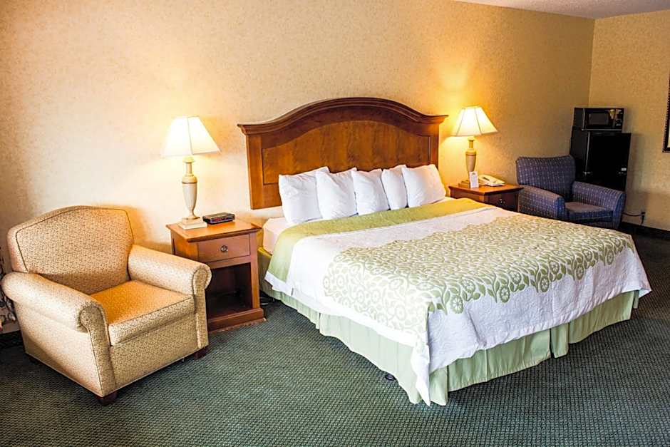 Days Inn by Wyndham Klamath Falls