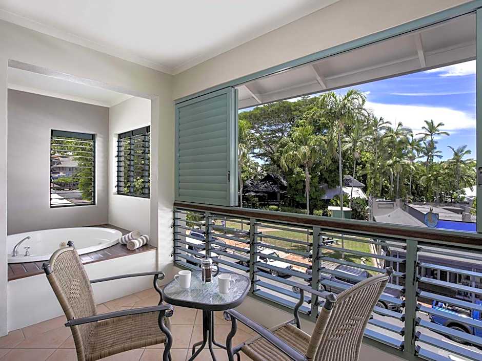 Mantra in the Village Port Douglas