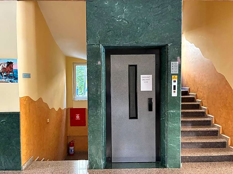 Sailorson Apart Hotel