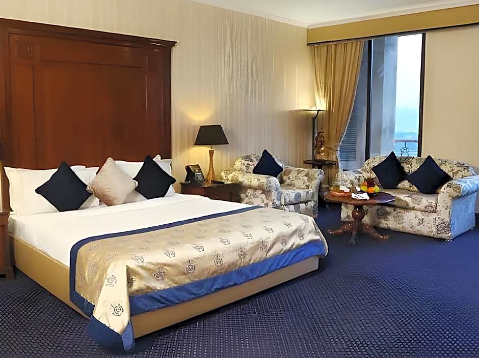 The Bristol Hotel - Gurgaon