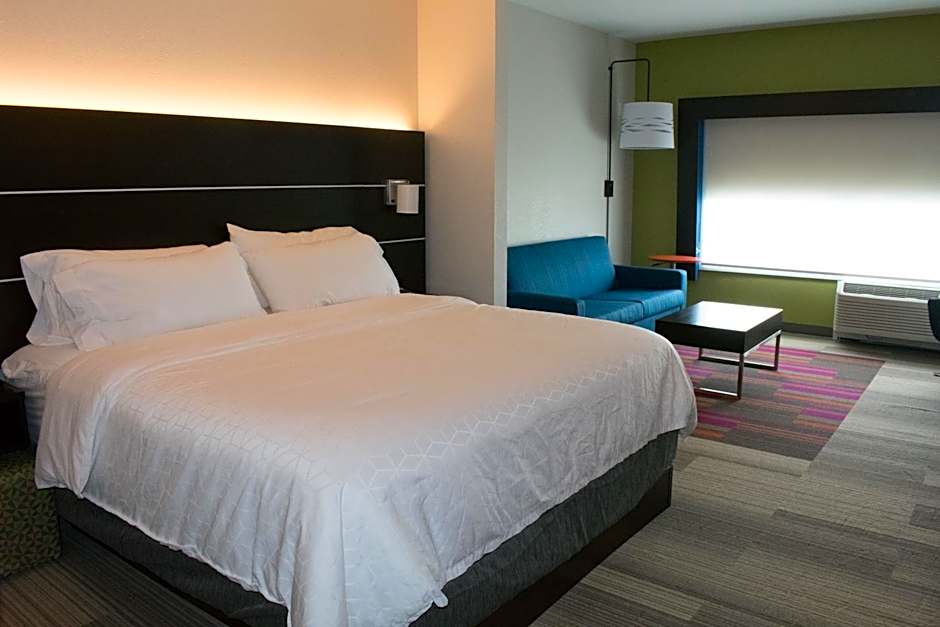 Holiday Inn Express & Suites West Memphis By IHG