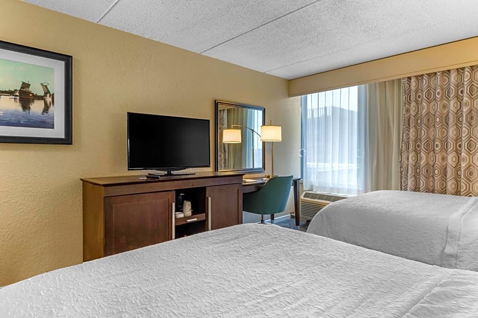 Hampton Inn Green Bay Downtown