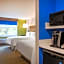Holiday Inn Express & Suites - Deland South by IHG