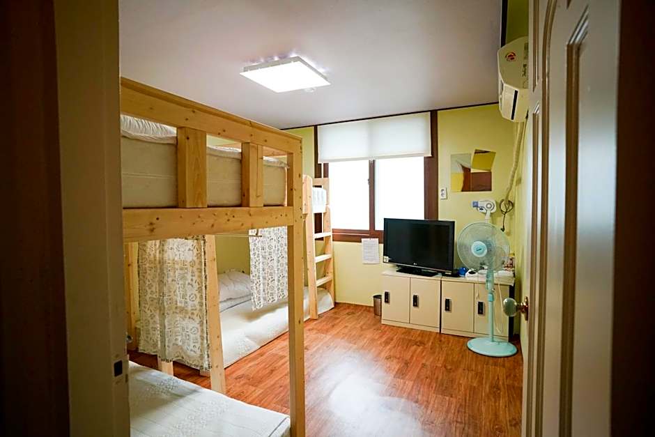 Suncheon Namu Guesthouse