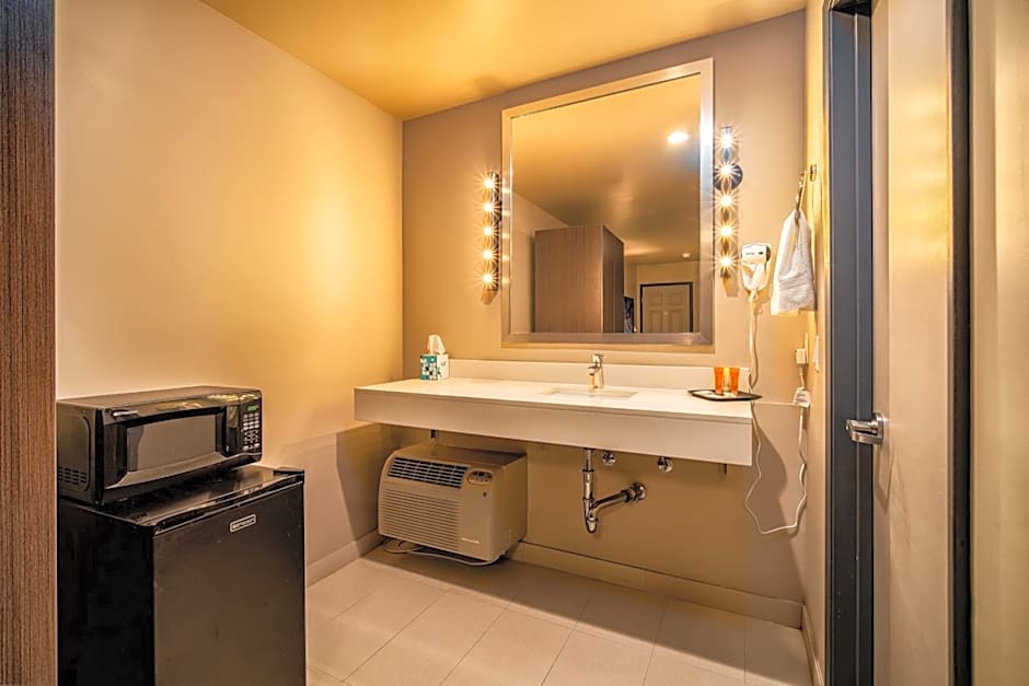 Crescent Bay Inn Laguna Beach