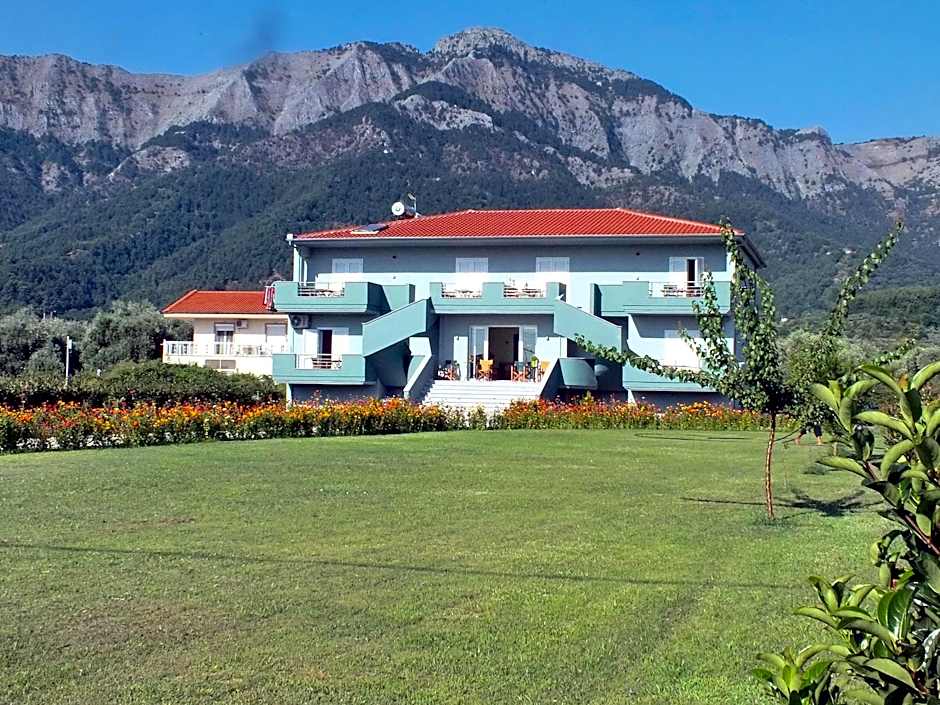 Zeus Apartments