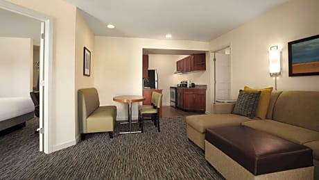 Two Bedroom King/King Suite