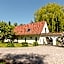 La Ferme Blanche, The Originals Relais