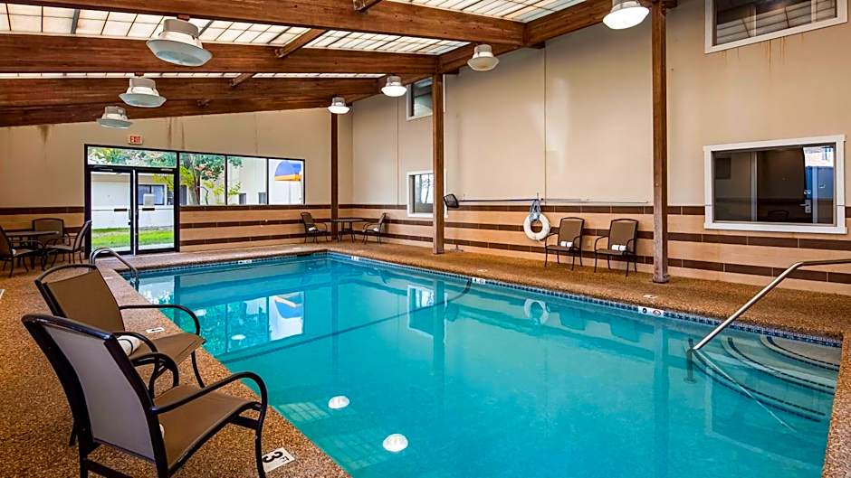 Best Western Plus Portsmouth Hotel and Suites