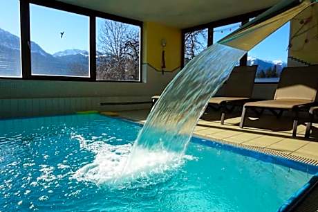 nawu apartments & Restaurant