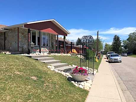 The Calgary Hub hostel style Home