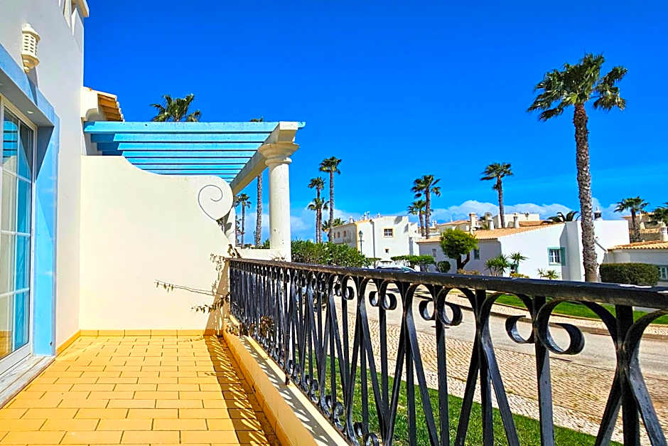 Quinta da Floresta – Santo António Villas, Golf & Spa