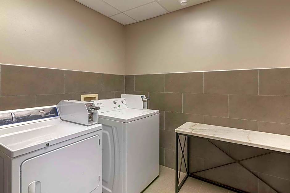 Country Inn & Suites by Radisson, Savannah Airport, GA