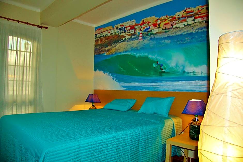 Supertubos Beach Hostel