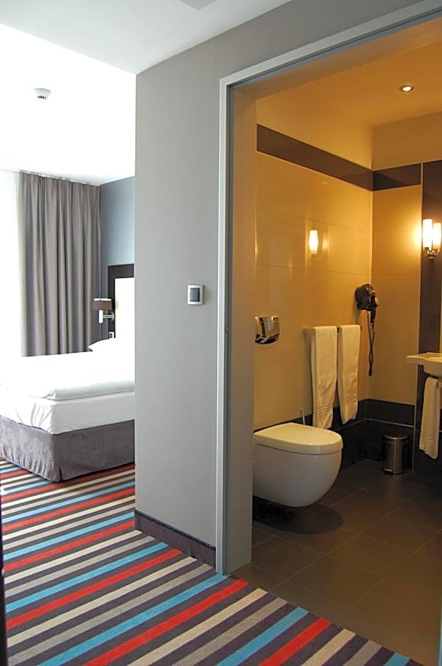 Silver Hotel & Gokart Center