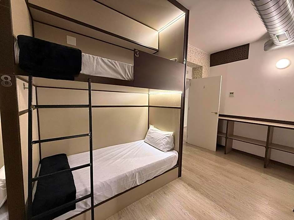 Hostel TKH-Rooms Mate