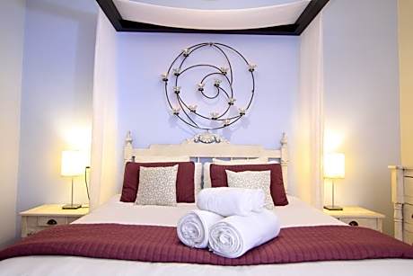 Studio with Mountain View